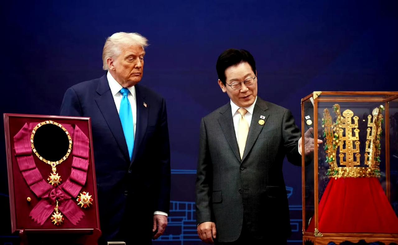 特朗普抨击韩国国会在批准贸易协议的问题上拖拖拉拉，宣布与韩国互惠关税由15%提高