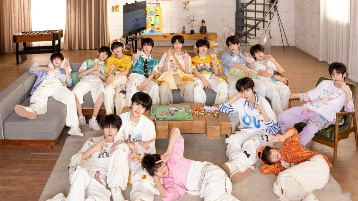 TF四代数据组主题曲维权时代峰峻是我见过最爱在出道前搞事的公司TF家族