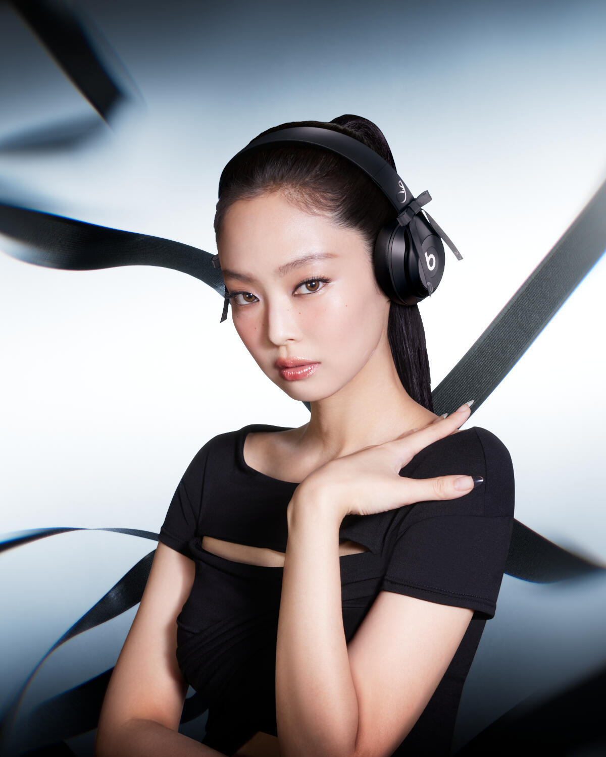 Jennie for Beatsbydre🎧🖤FACE CARD😍 
