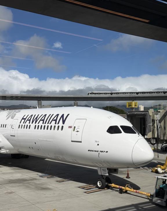 波士顿 HA89告别虽然一瞬间但再见要很久
11月19日HA89/HA890就要