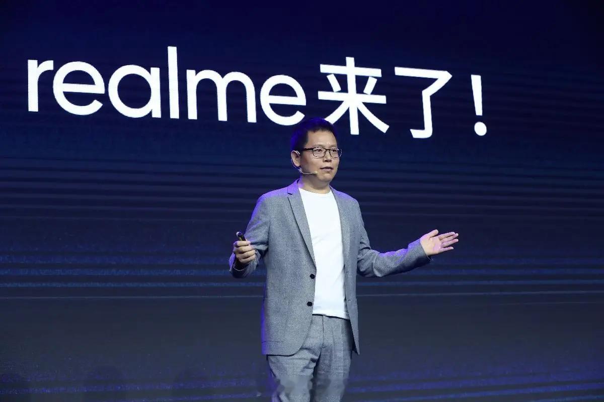 真我realme CEO李炳忠：公司计划在未来三年内出货1亿部AI手机，打入欧洲