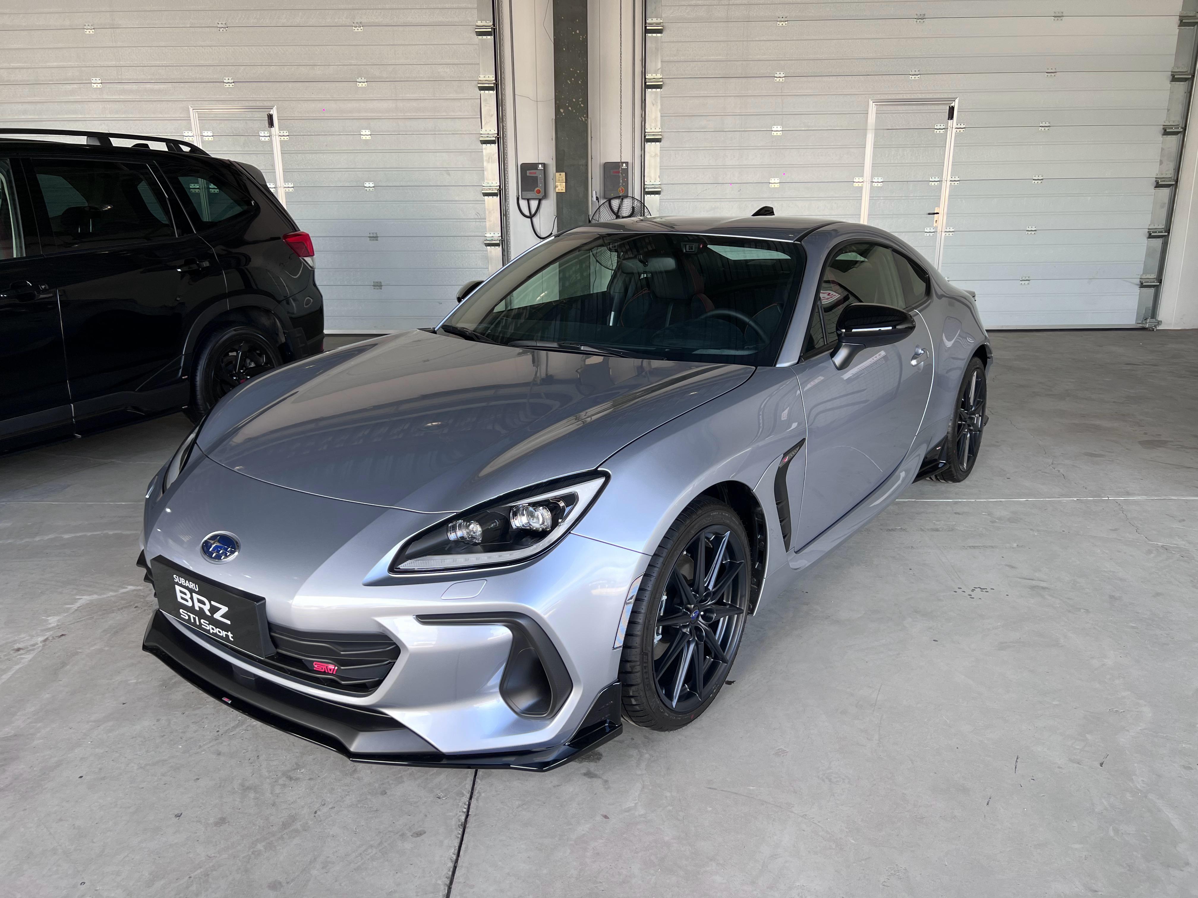 试试新BRZ [嘻嘻] #斯巴鲁brz# ​​​