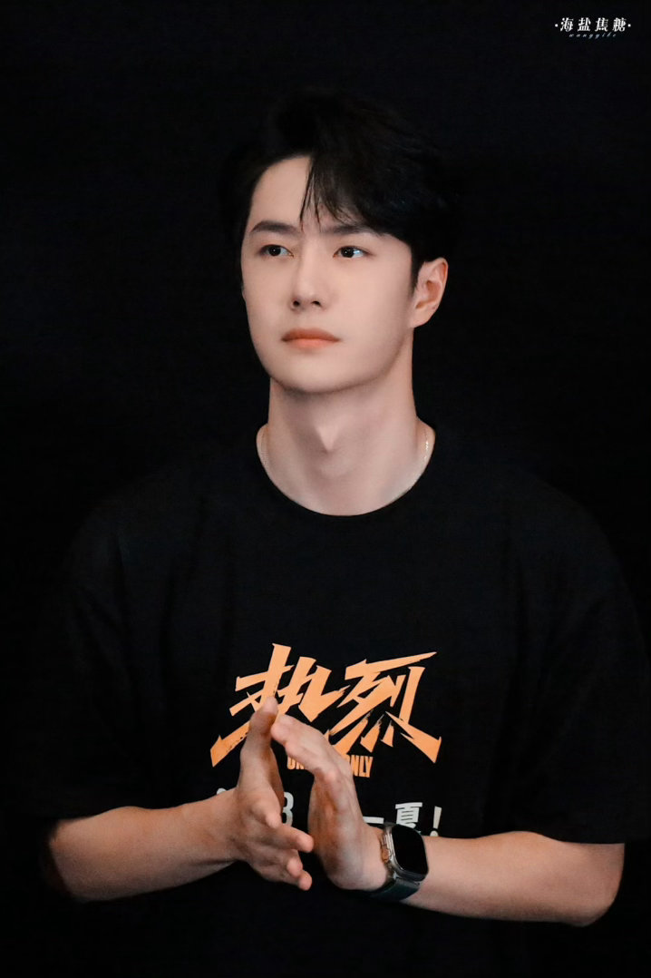 热烈的夏天就是要看王一博 