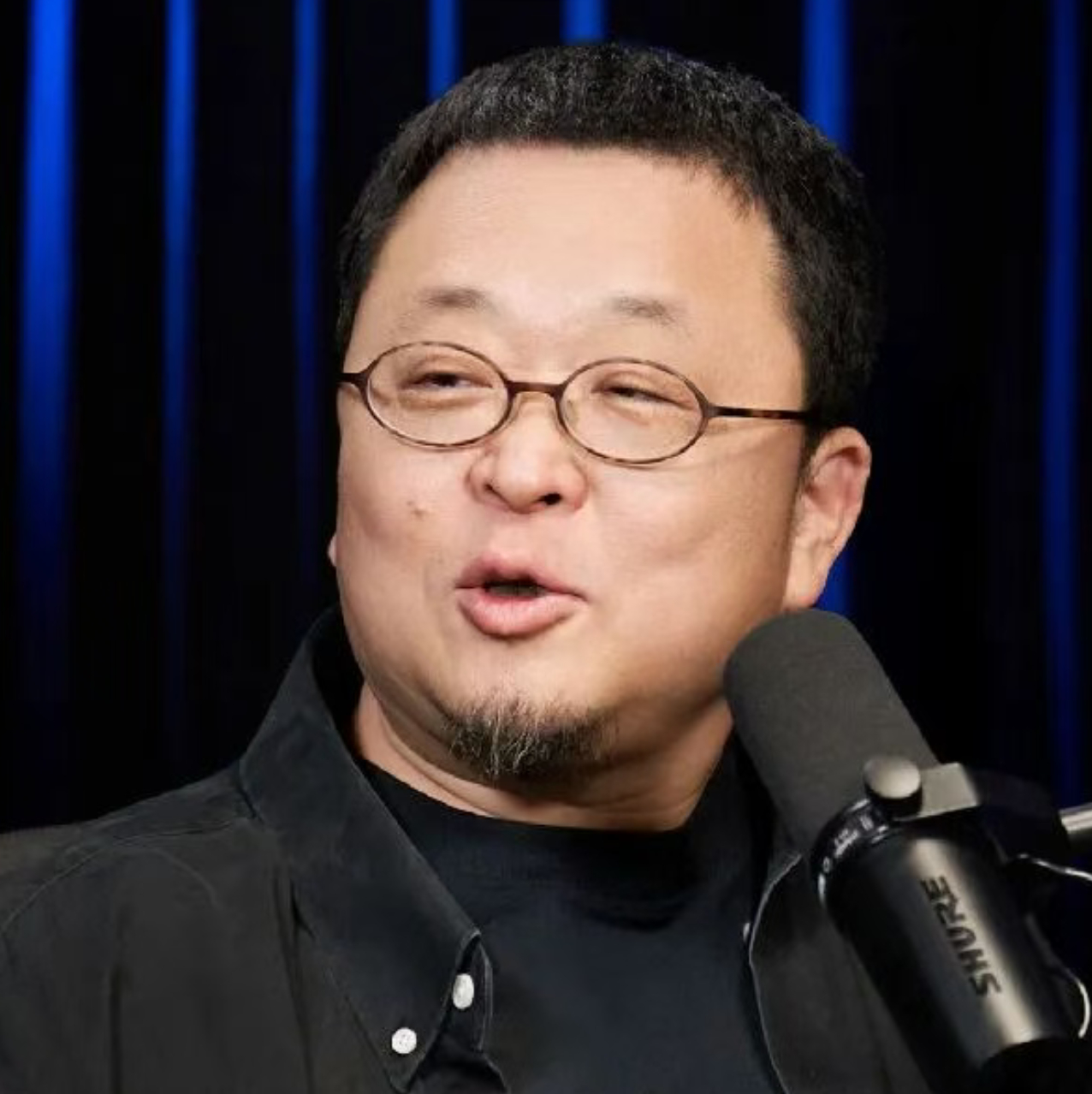 【罗永浩宣布“停战”，#数据显示仅有6%公众支持西贝#】近日，连锁餐饮集团“西贝