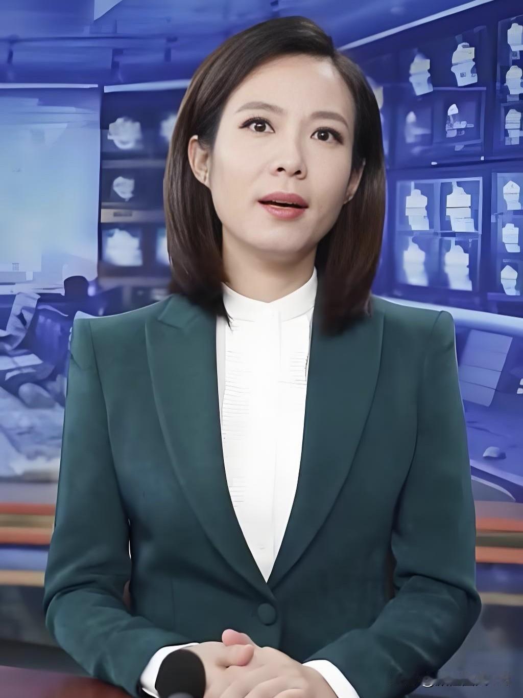 端庄大气，字字珠玑；一颦一笑，皆是国脸风范。才情卓越女人 温婉高级