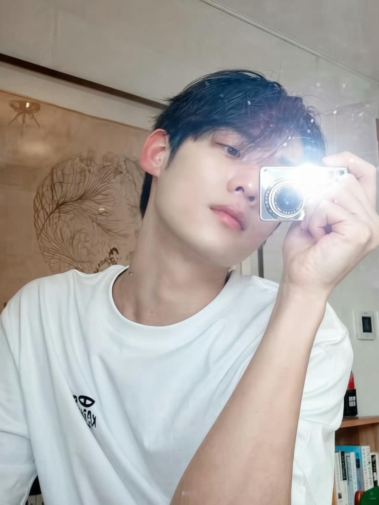我🐷宝宝今天很幸福🥰🥰🥰🥰七夕快乐宝宝金允植
