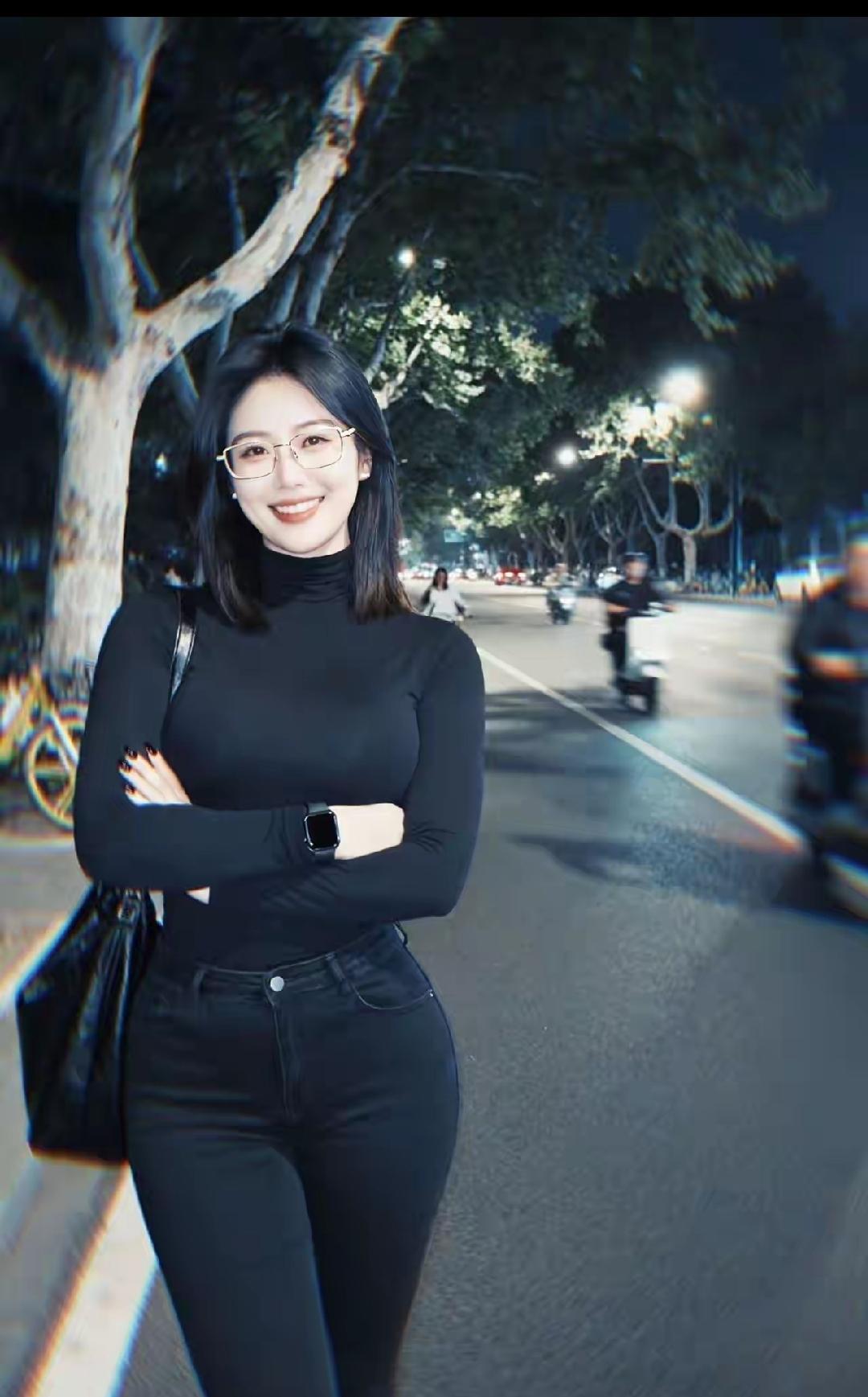 您能发展并指出此照片存在的最大漏洞地方吗？