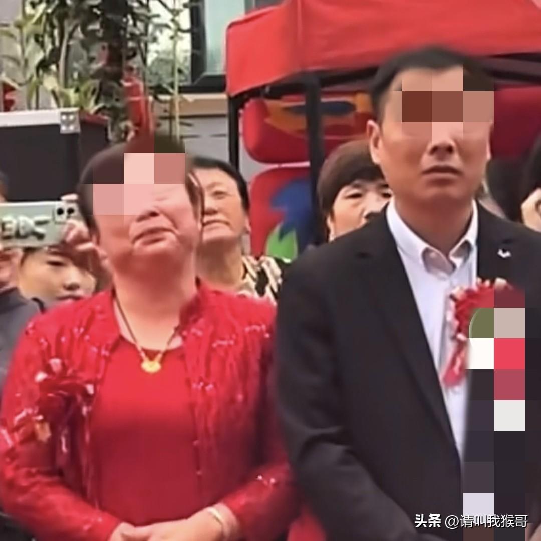 一博主说自己出嫁当天，爸妈一个个哭的稀里哗啦的，没想到嫁的太近，生娃后现在基本上