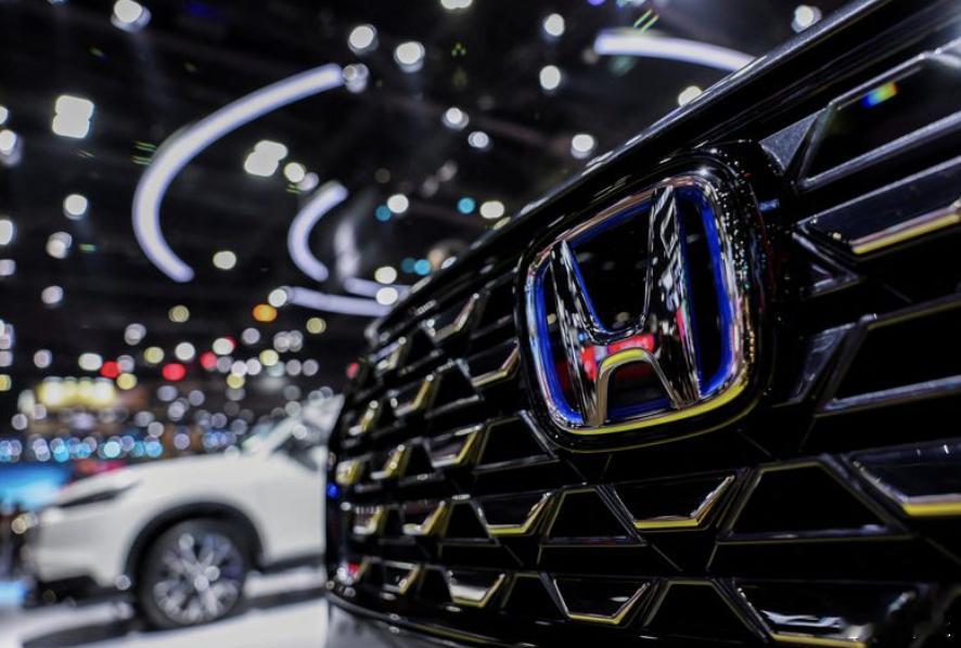 车企Q4财报，福特利润跌50%，本田利润降61%跨国车企陆续公布上个季度财报，福