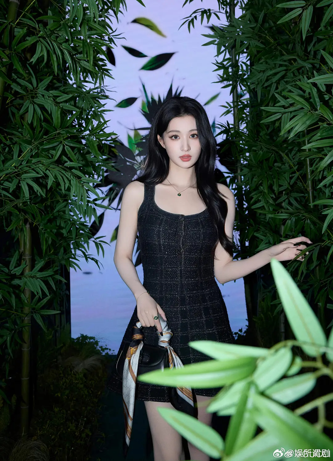 🚢穿Gucci土吗？我怎么觉得挺适配的 不是大衣也很美🤔 