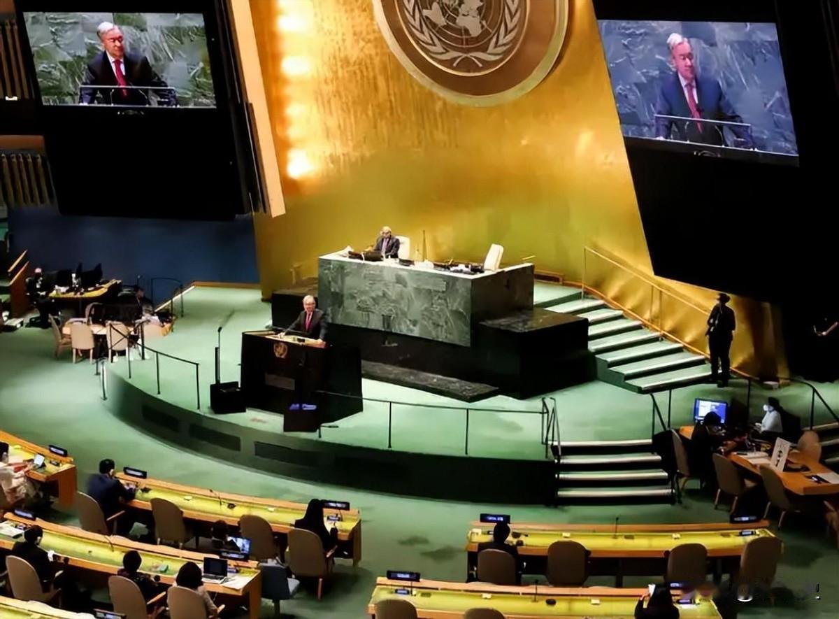 安理会一场紧急会议结束后，中国记者的一个追问直接火了！

会上，中国代表明确指出