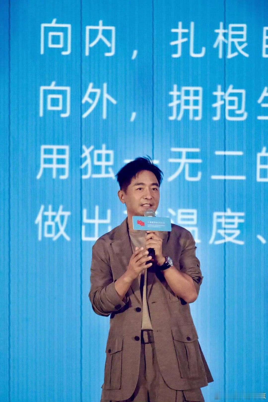 网传披荆斩棘二公组队郭晓东姚琛颜安组队 看到路透的组队消息，郭晓东姚琛颜安一组，
