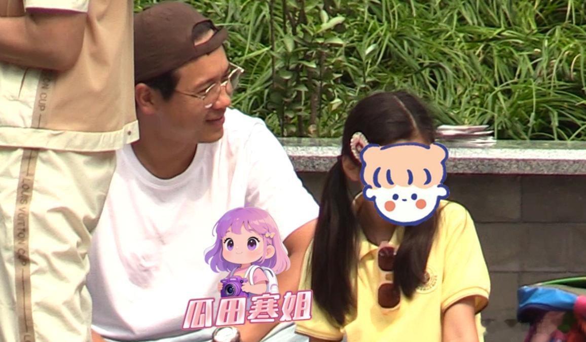 高云翔与小酒窝互动超级温馨高云翔和小酒窝互动也太温馨了。高云翔带着小酒窝一起参加
