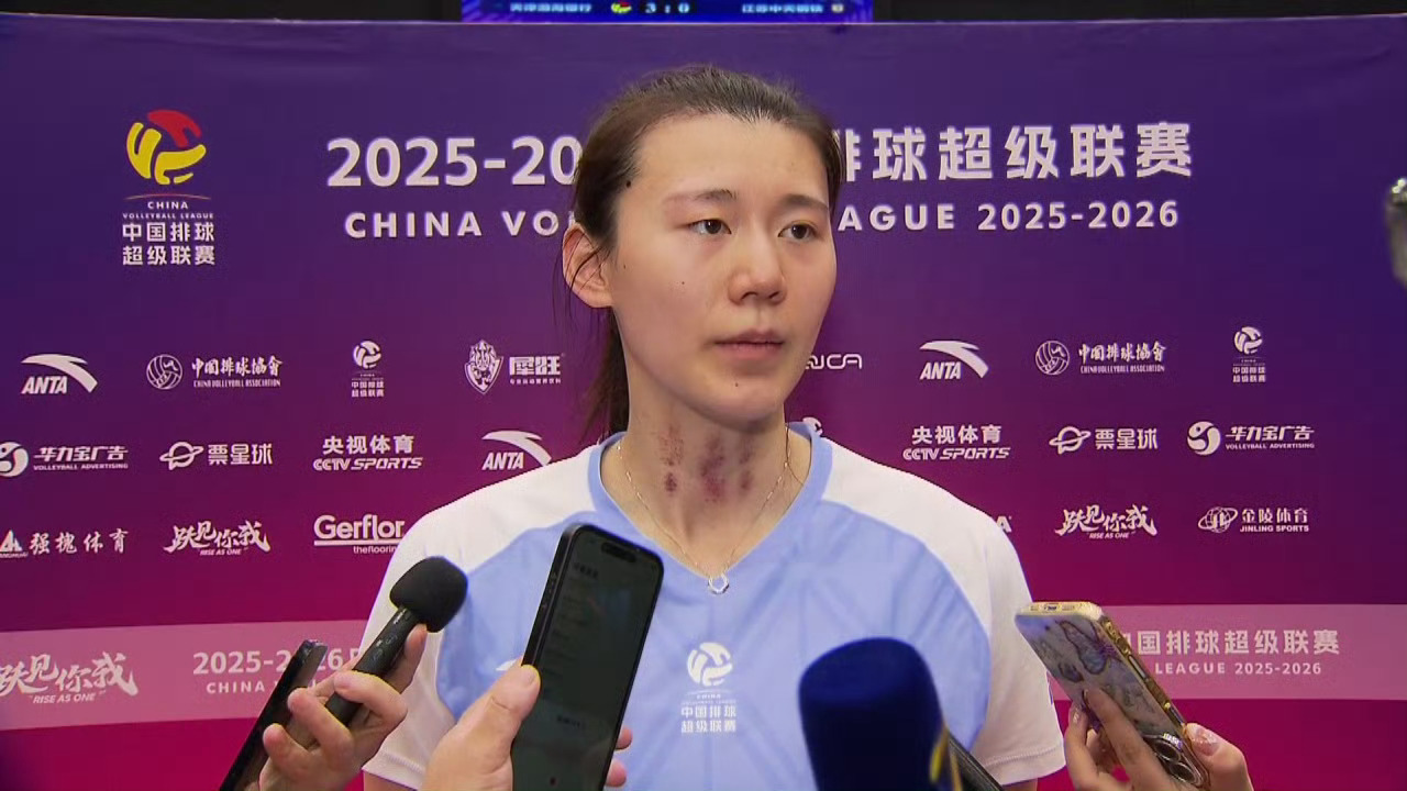 今天路晶替补登场的那段时间，我觉得发挥得不错的！王艺竹整场球在崩盘的情况下，陈方