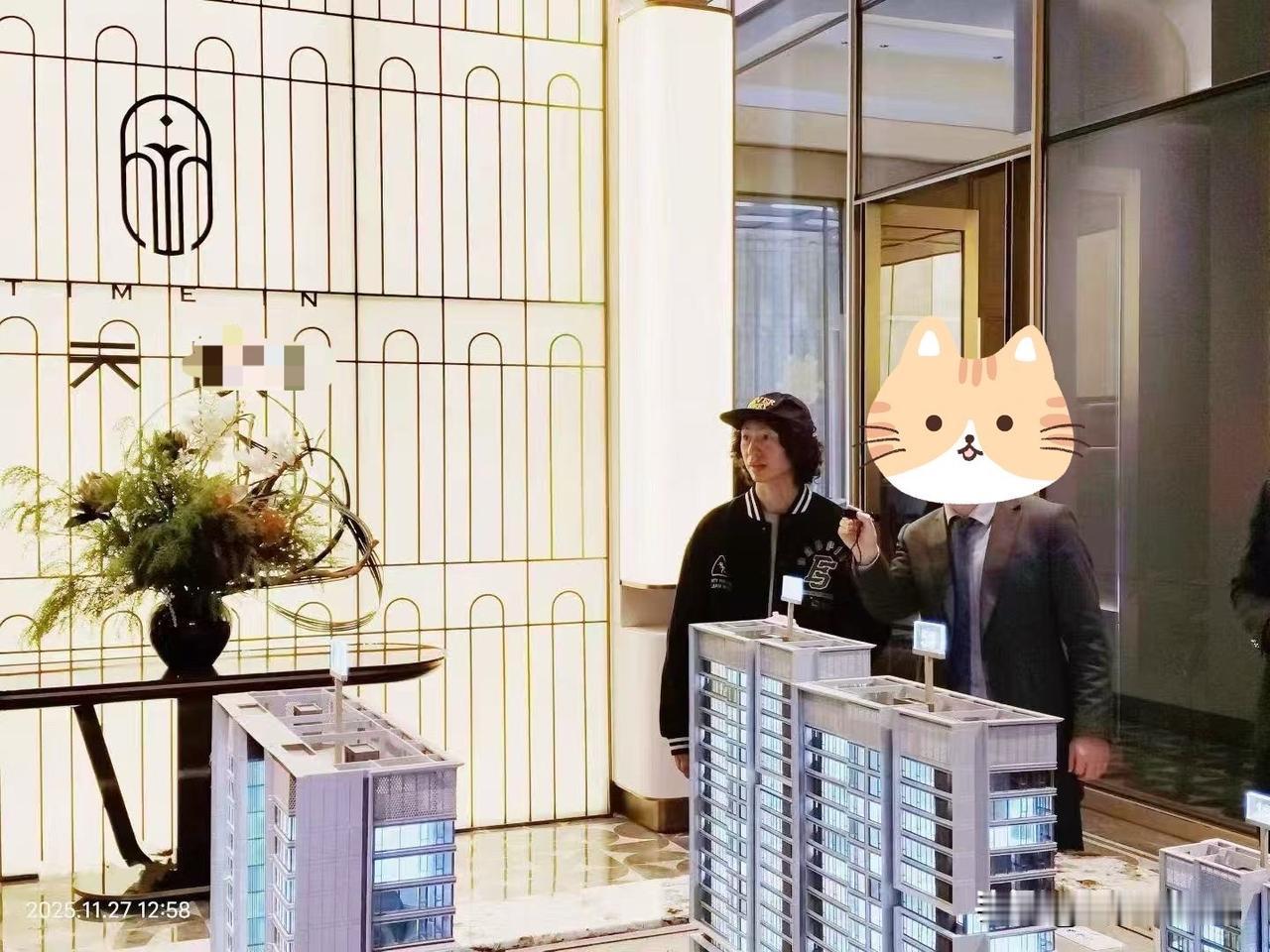 没想到合肥竟是庞麦郎心中的“魅力之都”！网友：这波跨界联动太意外，期待能在街头偶