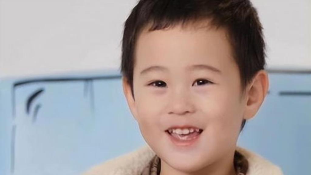 你知道吗？4月1日，凭借《爸爸当家》走红的萌娃马立奥正式升级当哥哥啦！父母马杨、