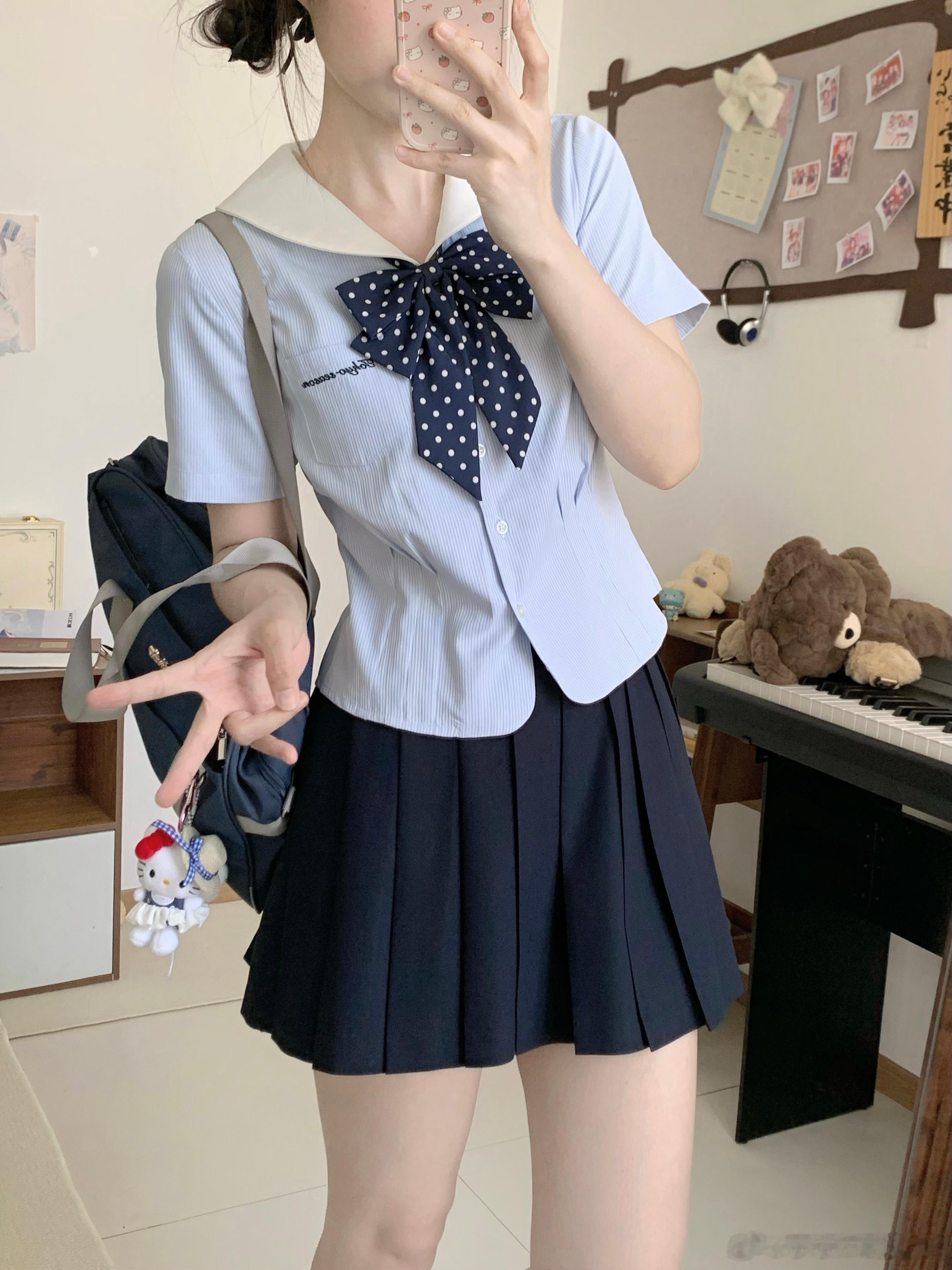 jk 海军感 最爱的蓝色🫧🌀夏天就要穿清爽的蓝色啦～海军风短衬衫 ★ ˖* 