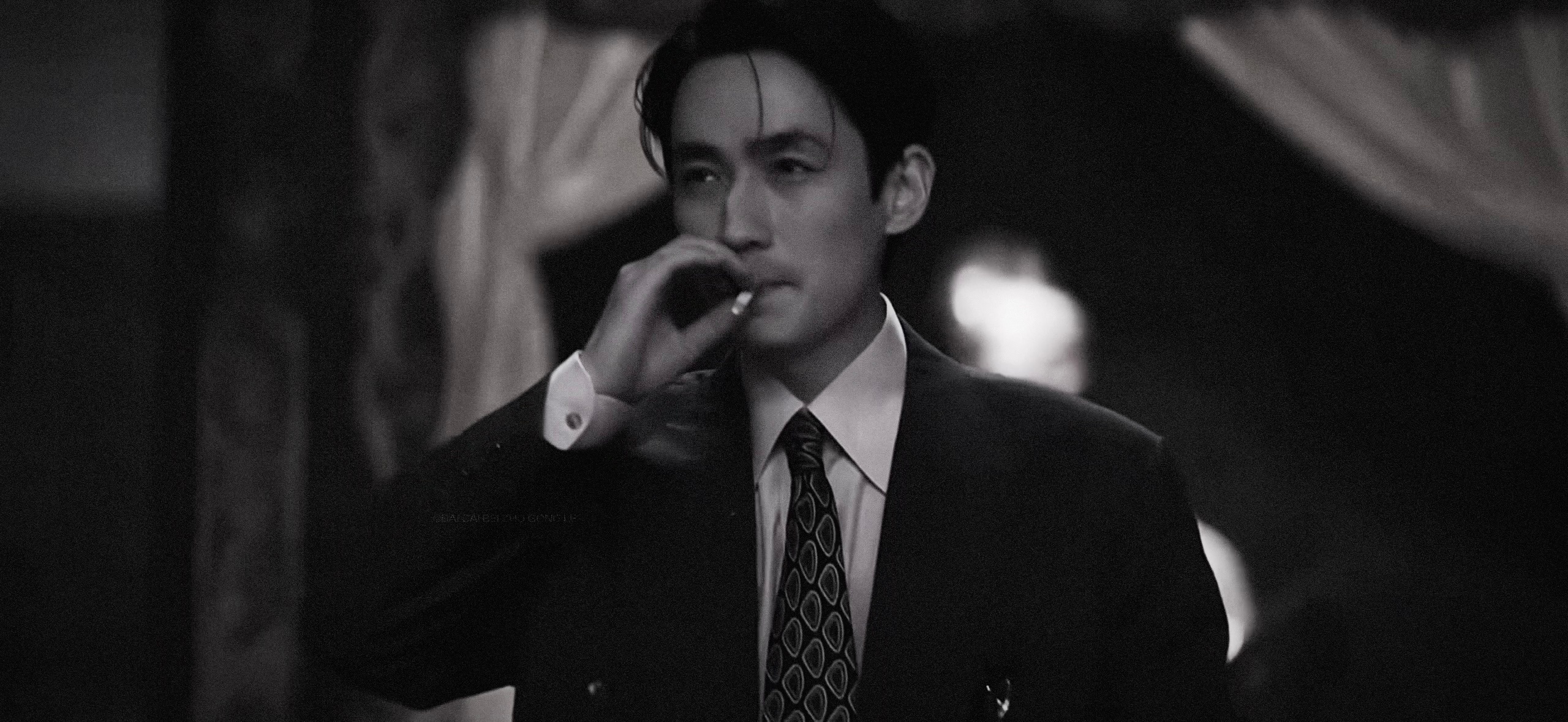 全。。全体起立 我爸爸来了。。朱一龙你。。🥵🥵电影空枪定档