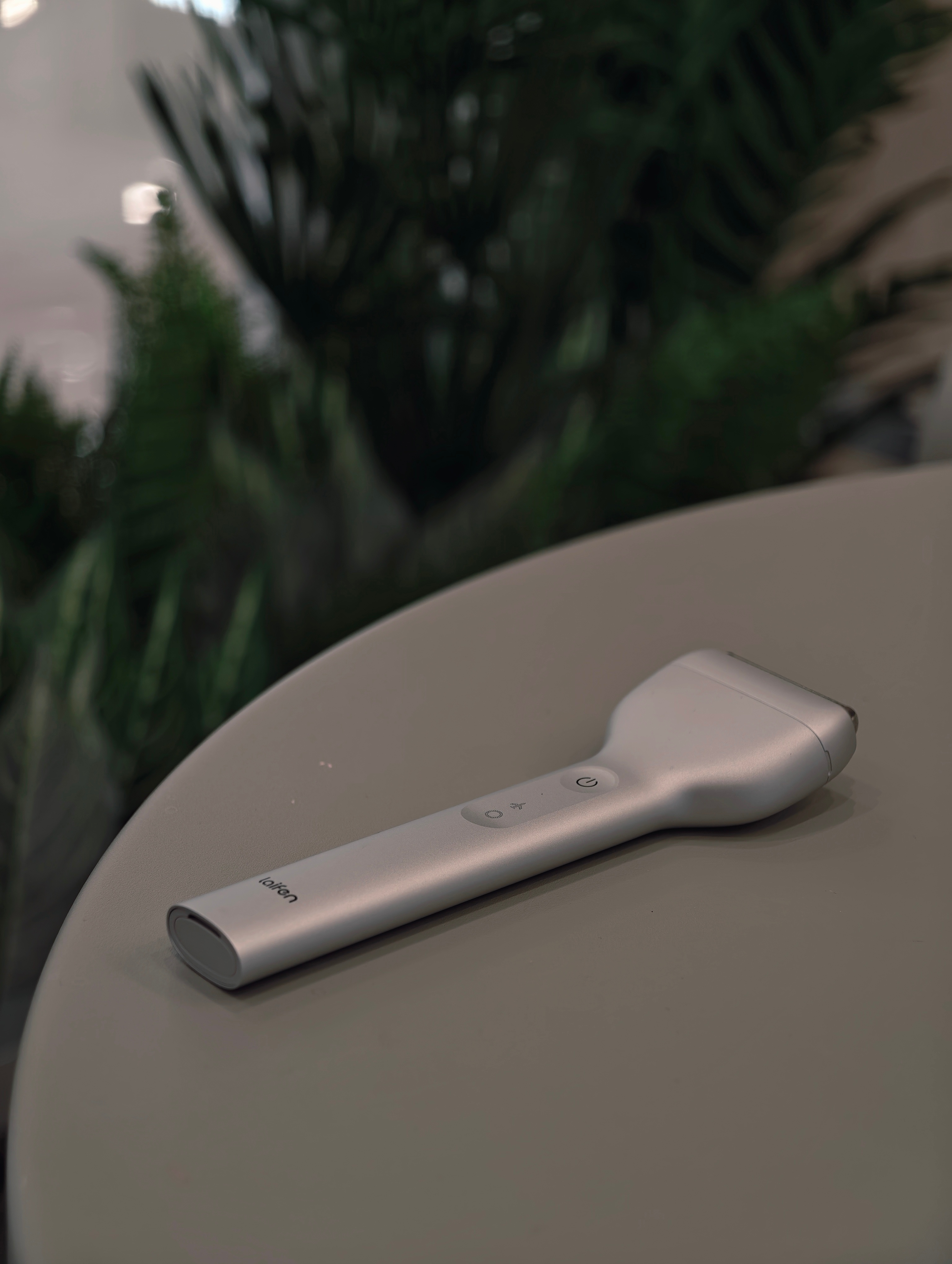 有一说一， 徕芬这剃须刀颜值确实高