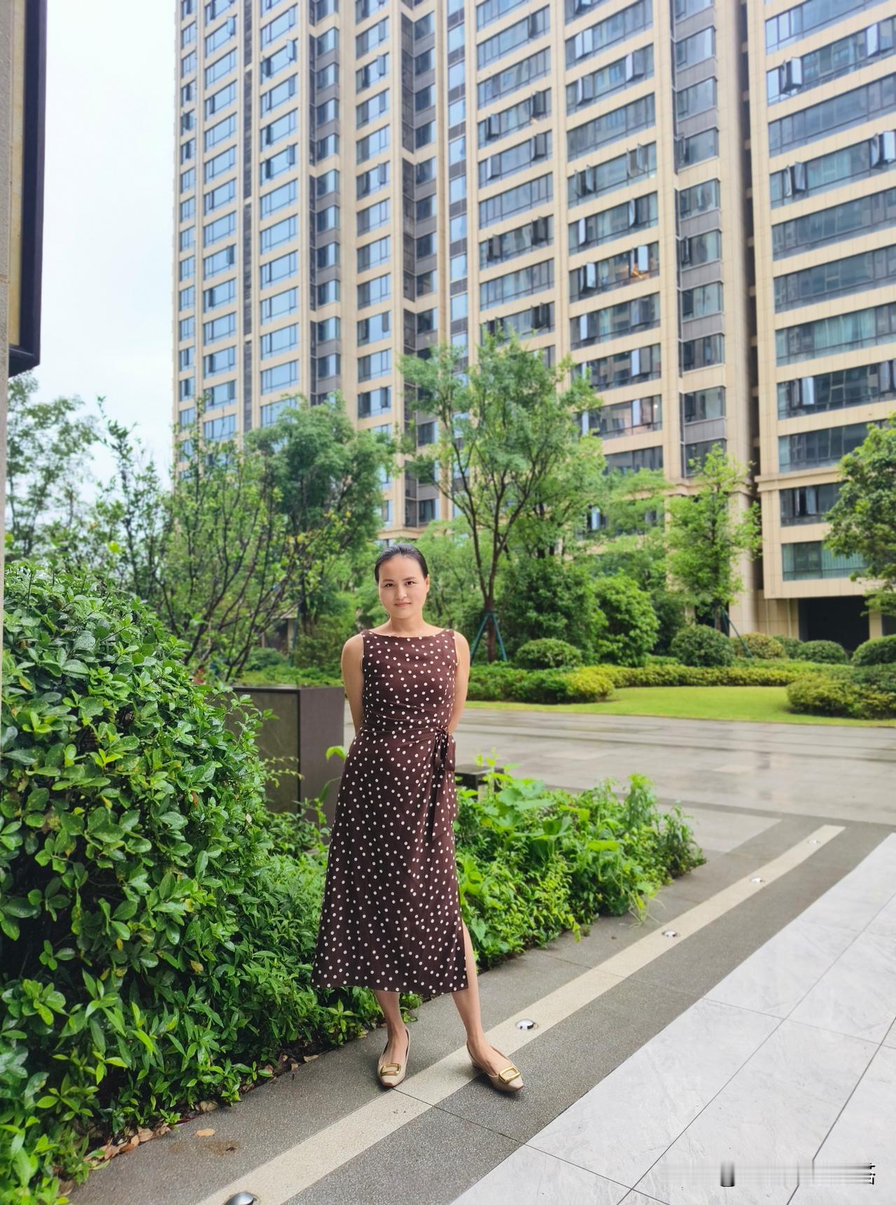 穿搭于宝妈，舒服永远第一位
穿搭从不是饰品堆砌出来的精致，身为整日奔波的宝妈，好