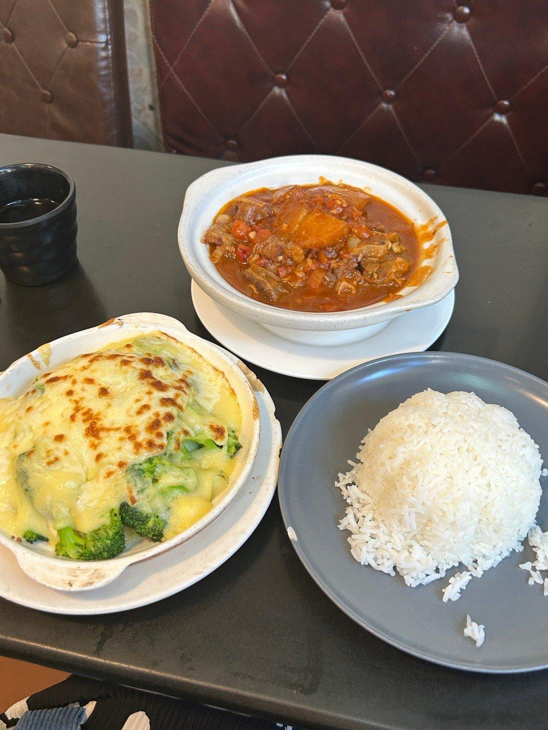 妈阁铭记澳葡美食（西洋炖牛尾 西兰花）雅馨缅甸餐厅（椰汁鸡面）杨枝金捞（杨枝甘露