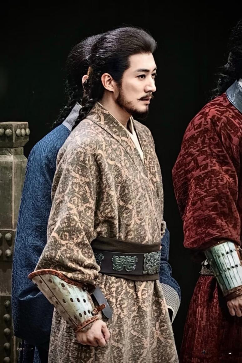 居然还有人拿古偶粉圈思维来审判历史正剧。“太安四年，帝亲征柔然，至漠南，大获而还