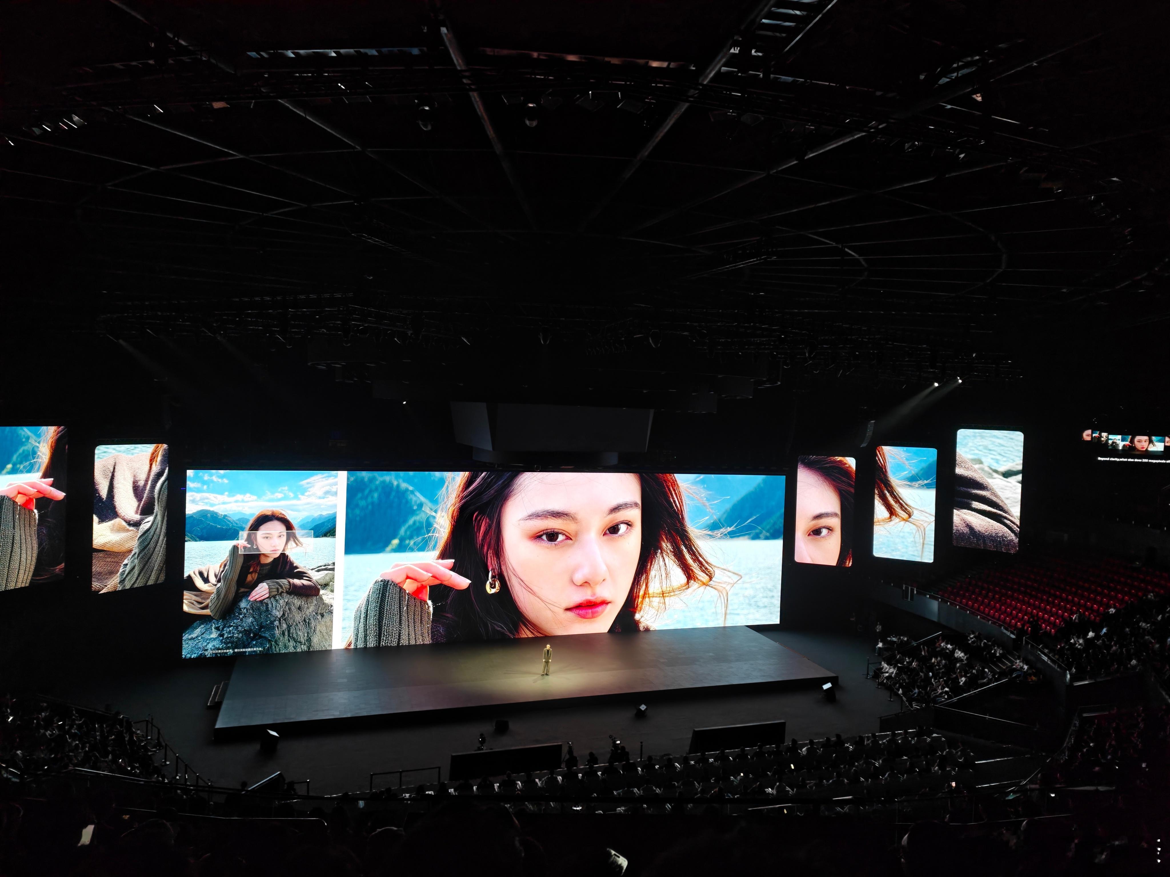 vivo X300好一个“裁”神爷！相机主摄足够清晰的优点就是，放大或者裁切后效