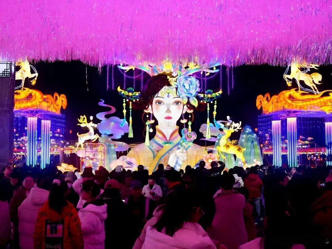 2026辛集新春灯会如约而至 亮了，全亮了。灯会如约而至，我们如约参观。 河北一