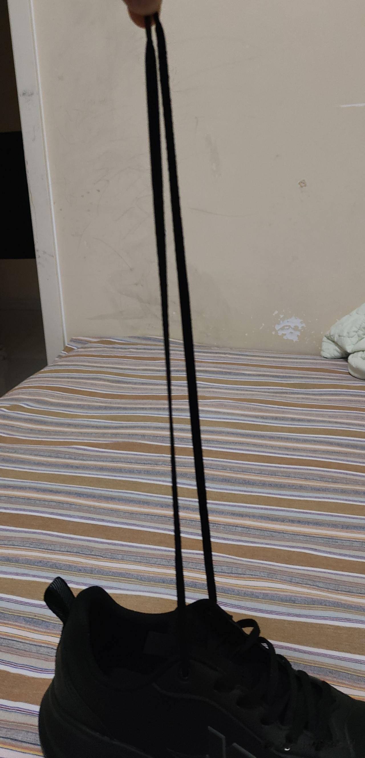 多余的鞋带为啥都这么长啊？也用不了啊[抠鼻]  有知道的吗？