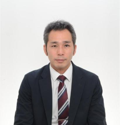 7月20日，暗网上突然挂出1份170GB的数据包，开价约8.6万卢布。
卖家声称