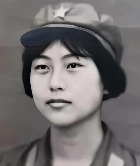 1982年，风和日丽，女飞行员刘晓莲，驾驶一架运输机，从张家口机场起飞。

当飞