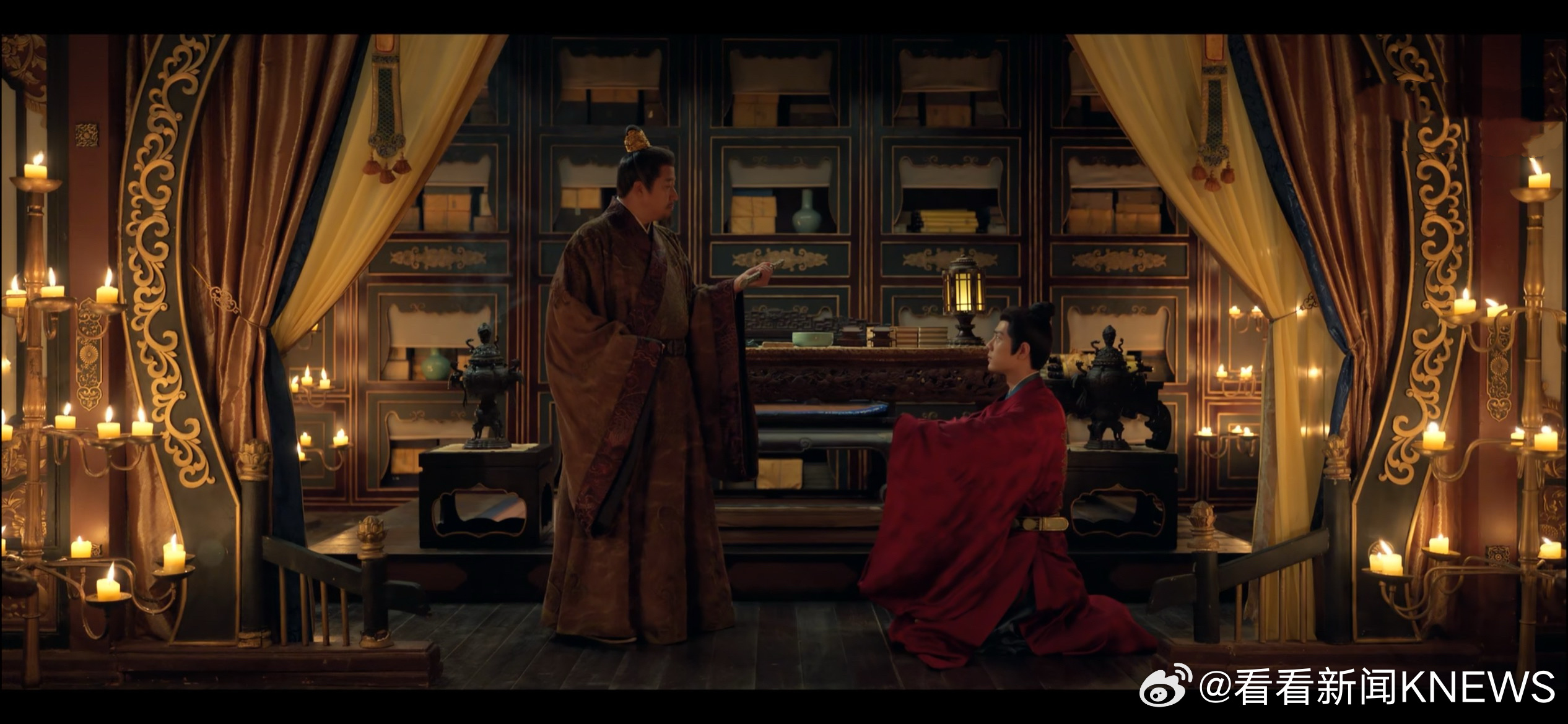 【#蒙面恩人身份揭秘#】#藏海传# 第三十四集：厂卫尽数死于曹静贤房中，曹静贤的