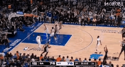 NBA总决赛G3，马刺艰难扳回一城！
文班亚马成为救世主，砍下全场最高的32分，