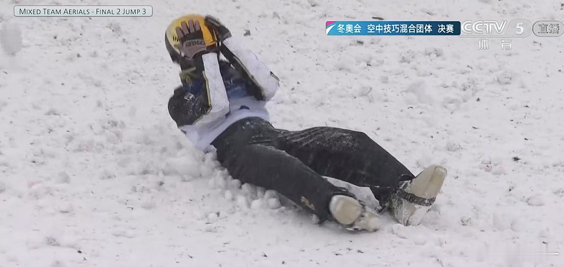 救命...  以为3块金牌里最稳的混合团体金牌，北京冬奥会没拿到，米兰冬奥会也没