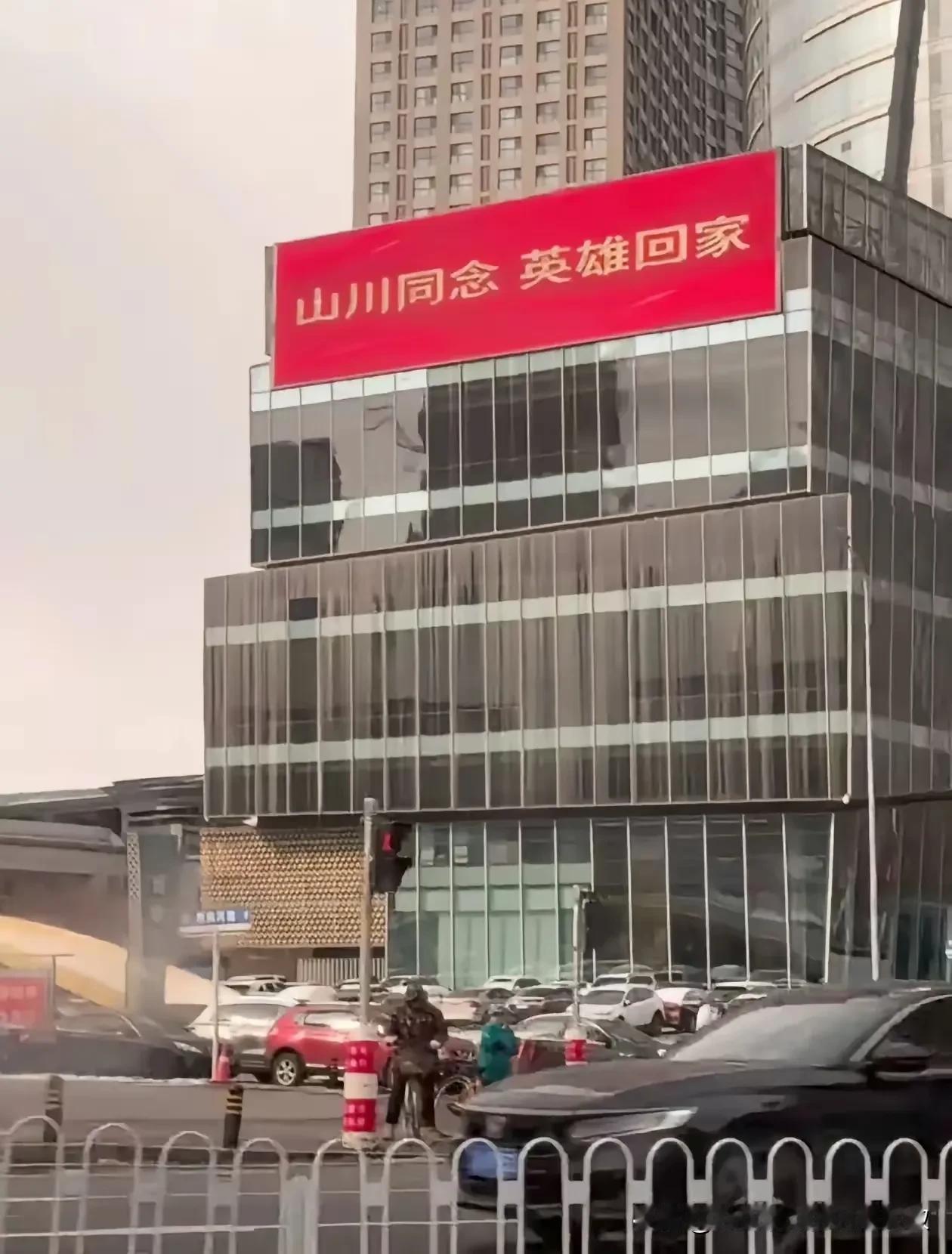 这盛世，勿忘故人！民族的脊梁，是这样的传承精神，这是中华文明延续的根源，没有之一