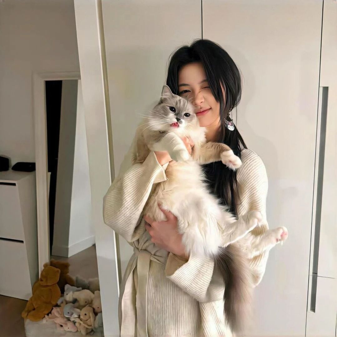 女生头像𝙒𝙚𝘾𝙝𝙖𝙩女头|韩系ins风|ins小众头像|头像分享 