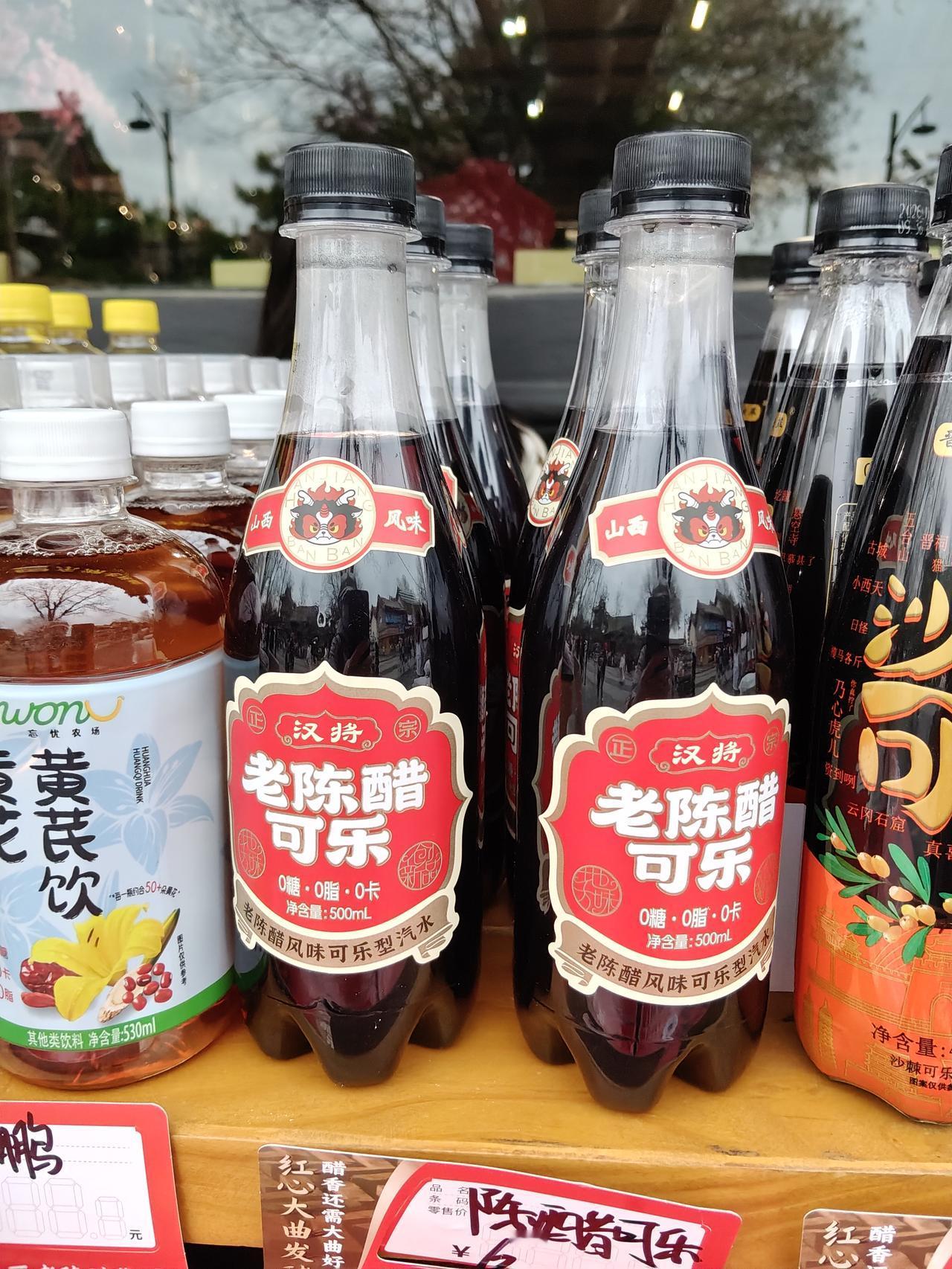 大同回来话大同
大同古城街巷，抬眼是辽金古建的飞檐翘角、青砖黛瓦，低头是烟火缭绕