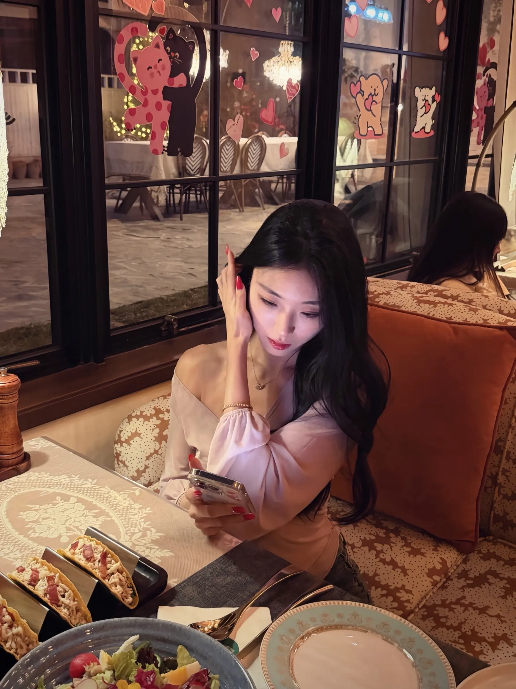 明明你也想我吧 怎么不敢再往前