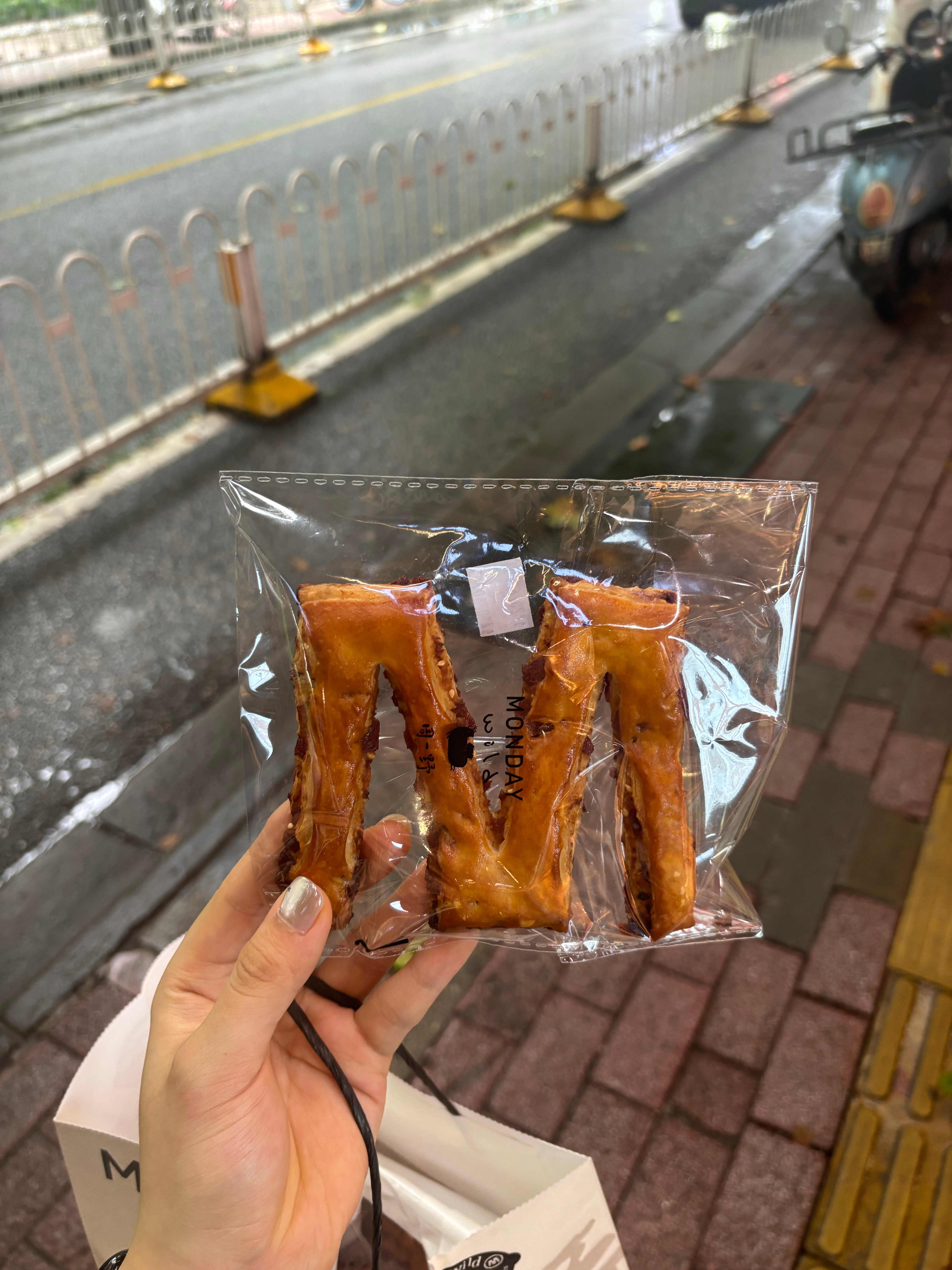橹穆  懂得都懂 