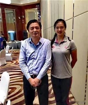 汪嘉伟：蔡斌是我的得意门生！
汪嘉伟很关注中国女排的打法，他说“我很欣赏蔡斌的执
