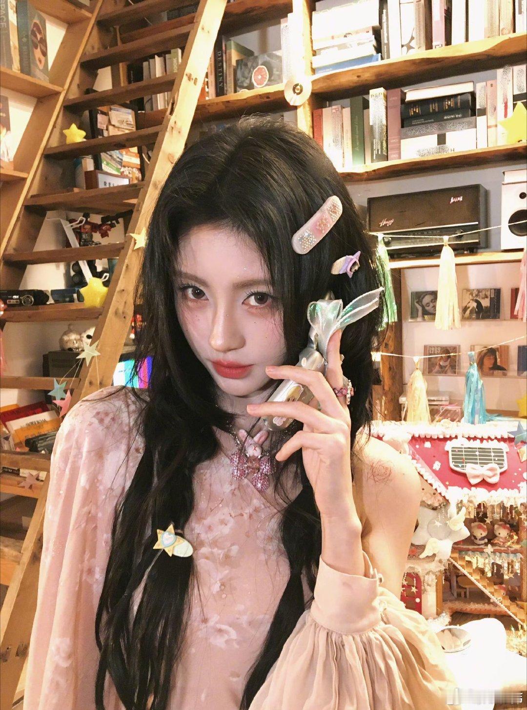 鞠婧祎  jjy鞠婧祎花间令 jjy鞠婧祎杨采薇“在某个不知名的角落许你岁岁平安