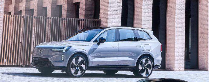 一整晚的沃尔沃安全进化史之后，沃尔沃纯电双旗舰正式登场！
SPA2原生架构打造，