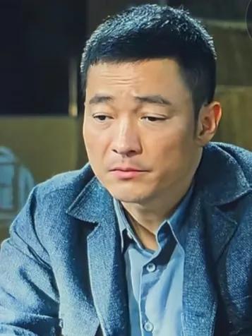 《沉默的荣耀》原型蔡孝乾：长征英雄竟为牛排出卖千名战友
 1949年冬的台北，波