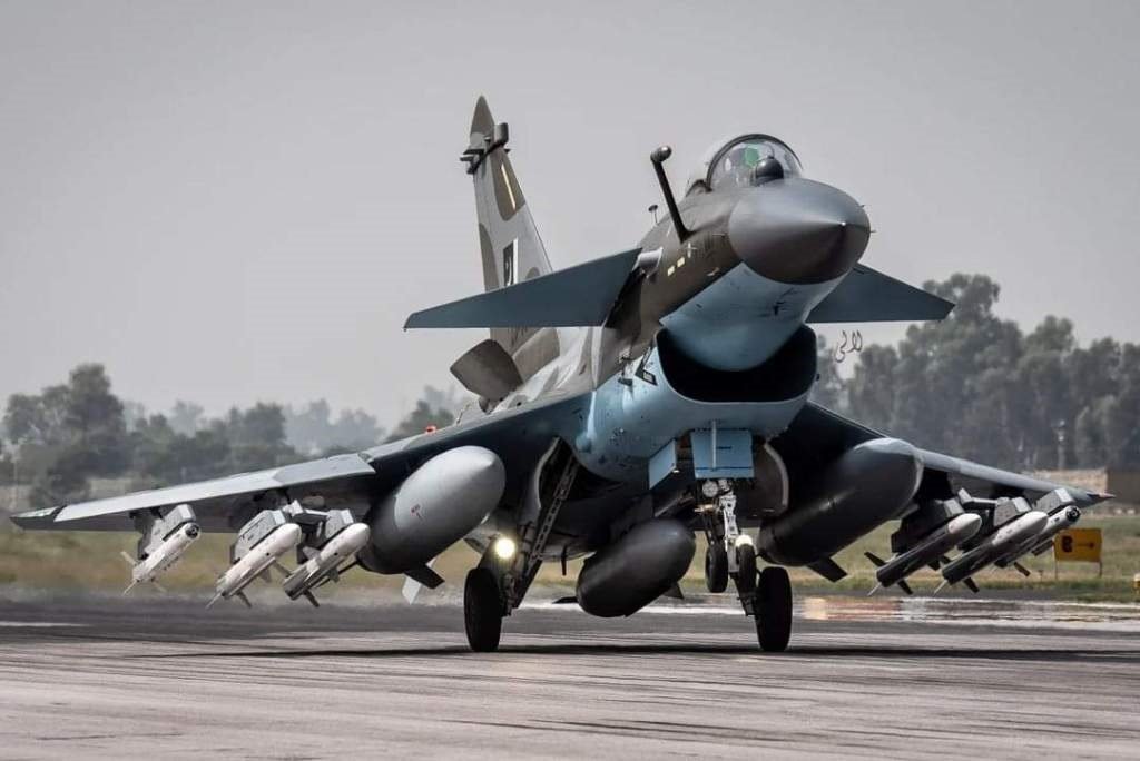 【#巴基斯坦一支空军入驻沙特#】沙特阿拉伯国防部11日在社交媒体上发表声明说，一