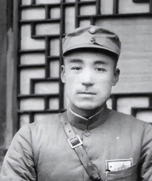1947年，一位国军中将司令给毛主席写信：“我没有带一兵一卒，光杆一个人起义，你