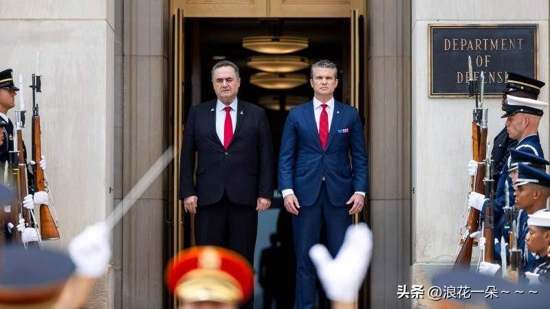 就在刚刚，
《以色列时报》报道称，以色列国防部长卡茨与美防长赫格塞思通电话。
