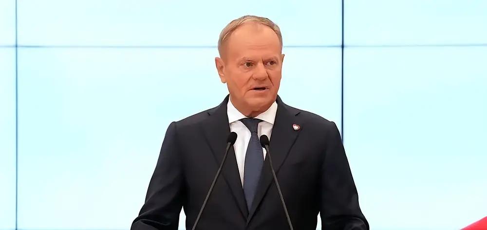 撤侨令密集拉响：伊朗的上空是战云压境还是刻意造势

2月17日，美伊日内瓦谈判落