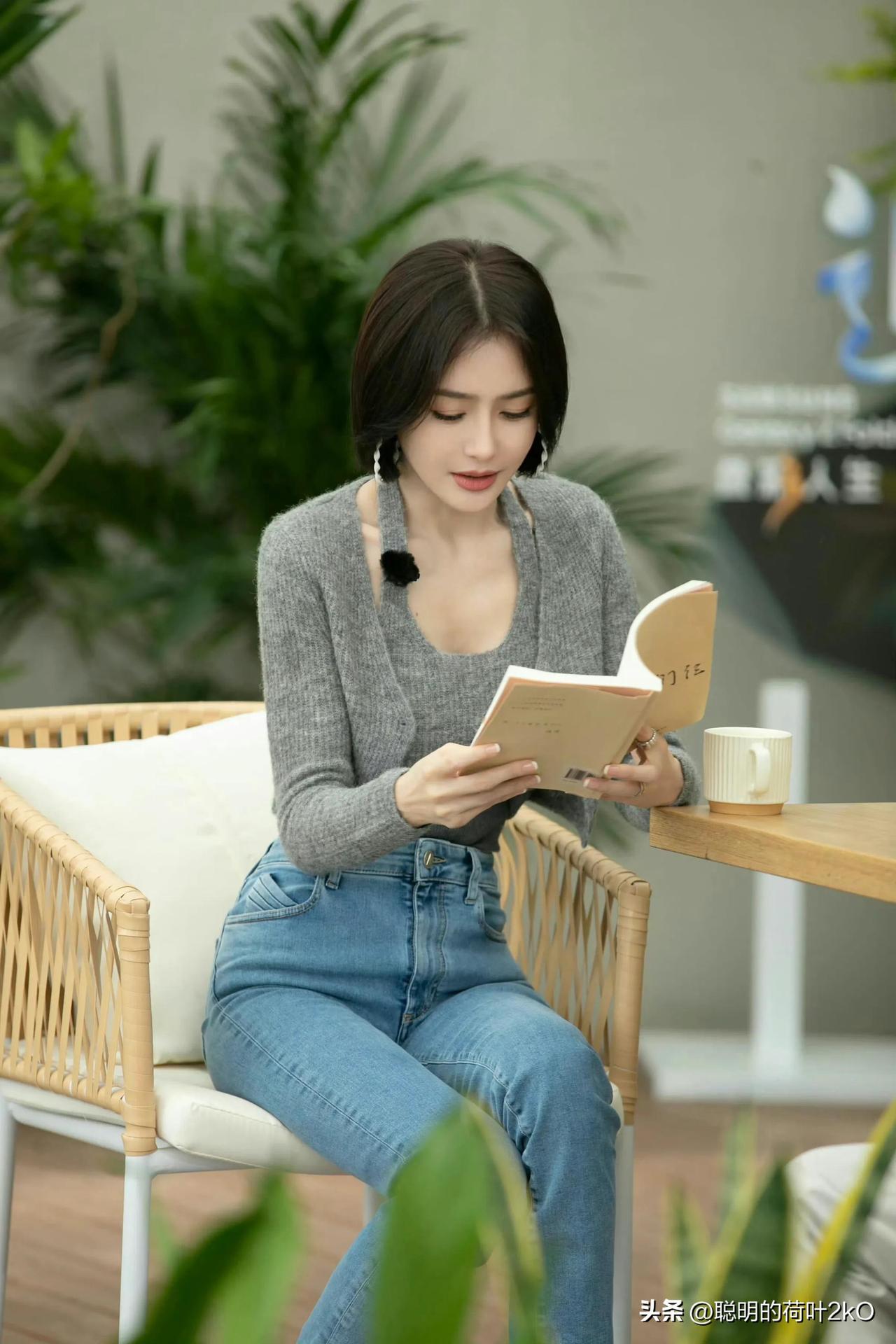 秦岚的松弛美感