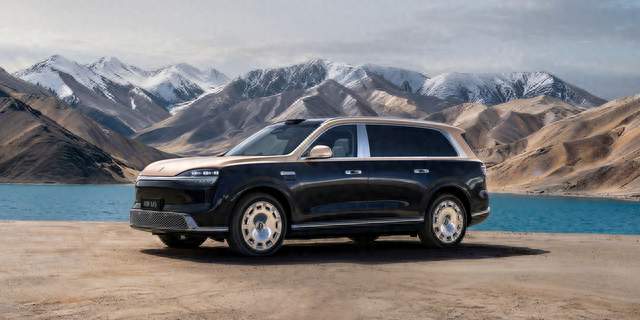从 M9 持续热销到新 M8 预售，问界正在重新定义国产高端 SUV