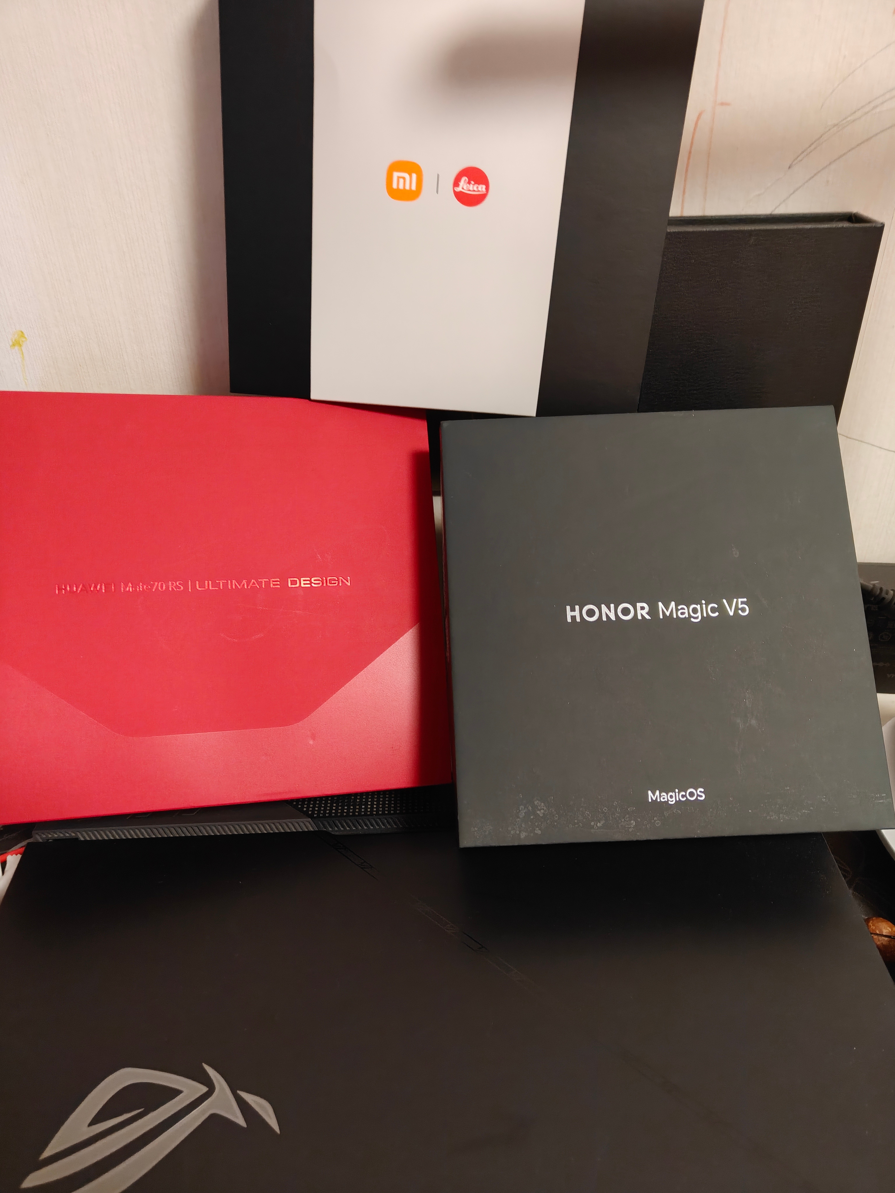 iPhone17e发布iPhone17e 远古刘海屏苹果这是不给国产手机活路啊，